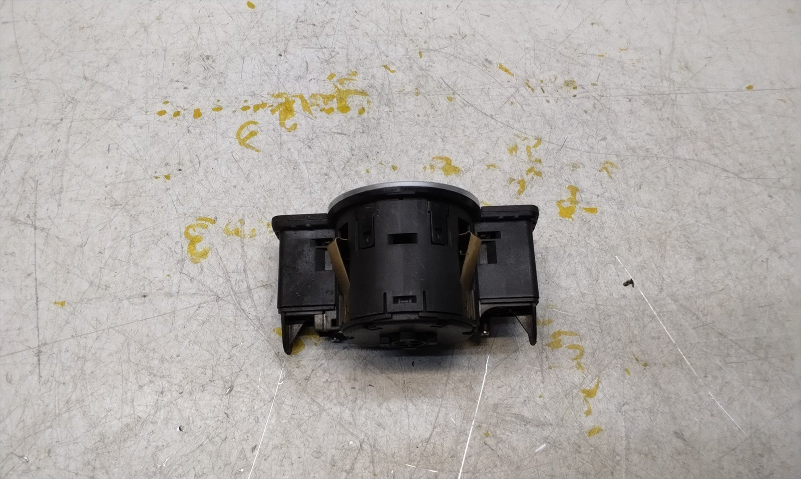 MERCEDES E-CLASS W212 HEADLIGHT CONTROL SWITCH 2014 A2129050551 FM001026
