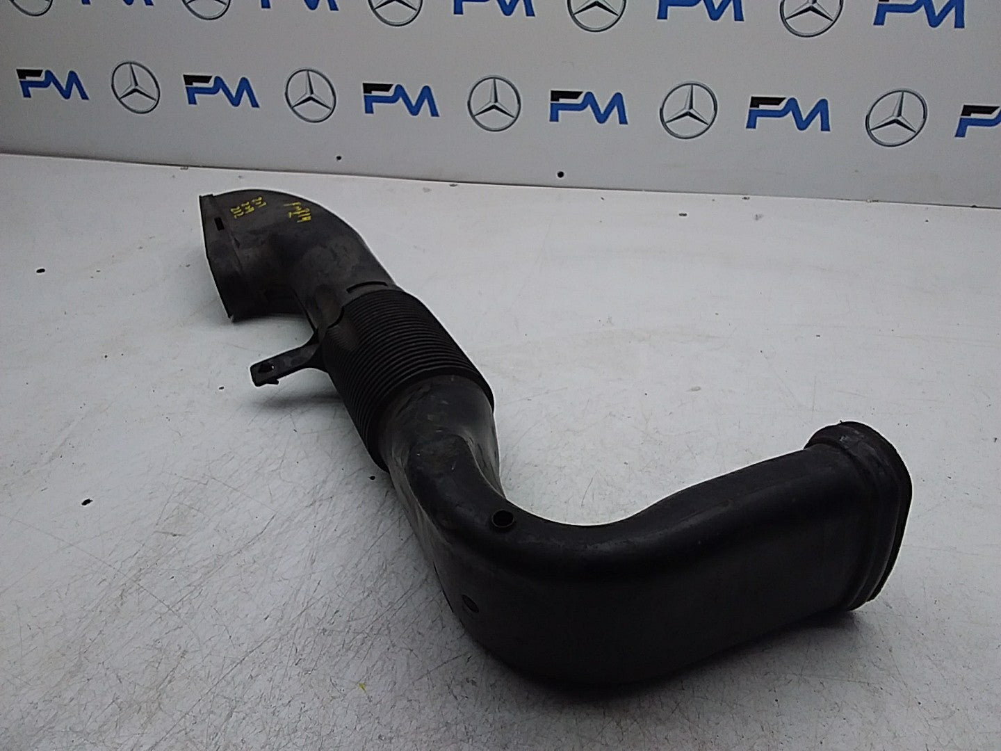 MERCEDES BENZ E-CLASS W212 AIR INTAKE TUBE A6510903437 FMI14