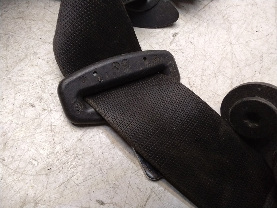 MERCEDES A CLASS W176 SEAT BELT FRONT LEFT SIDE A1768600185 FMS178 NSF