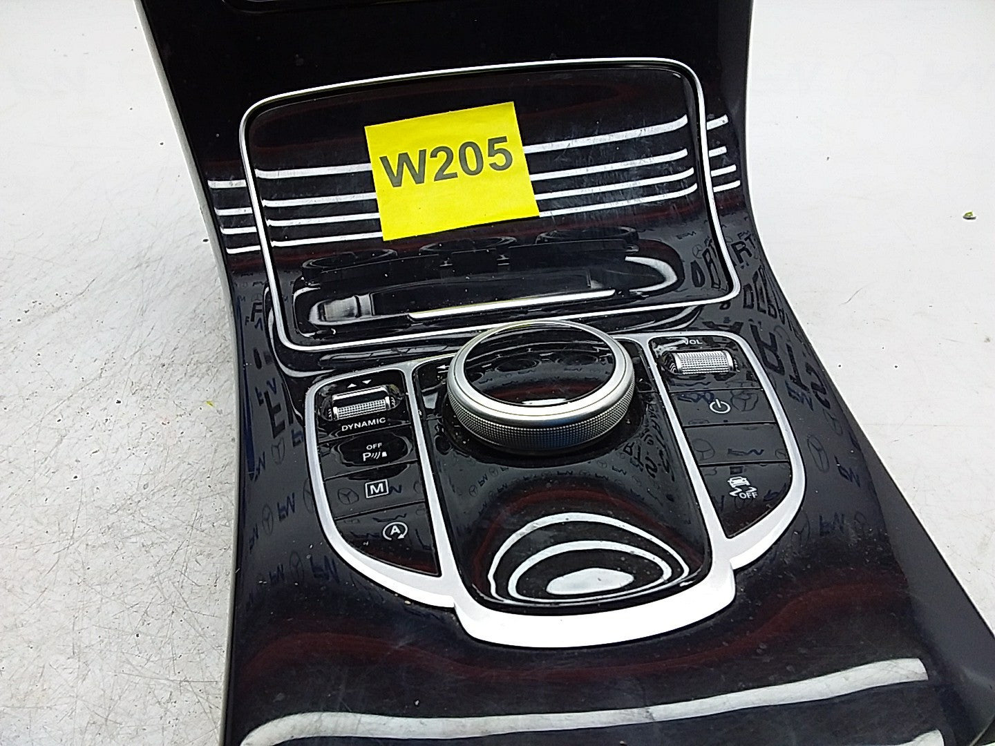 2014 ONWARDS MERCEDES C-CLASS W205 CENTRE  CONSOLE  A2055401724 FMK21