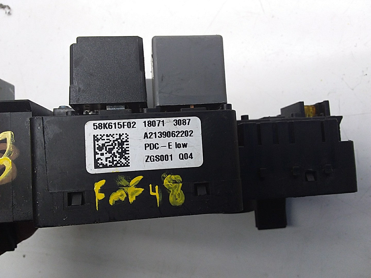 MERCEDES E CLASS FUSE RELAY BOX A2139062202 W213 2016 ONWARDS FMF48