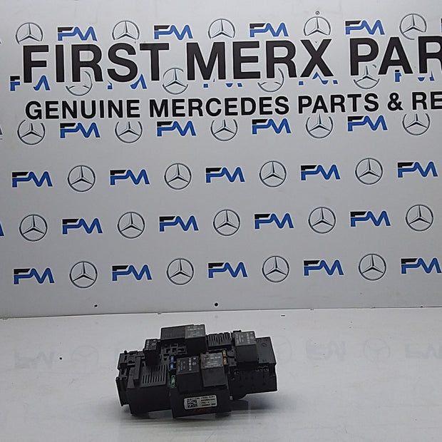 MERCEDES BENZ S-CLASS W222 FUSE BOX RELAY  A2229063202 FMF72