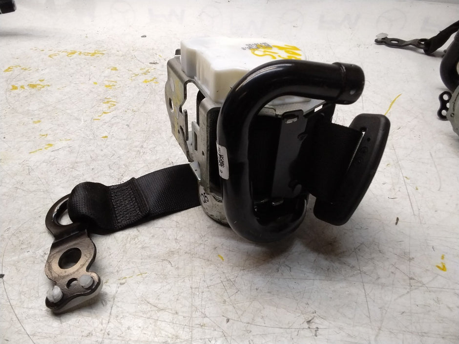 MERCEDES C-CLASS W205 SEAT BELT REAR RIGHT DRIVER SIDE A2058600685 FMS311 OSR