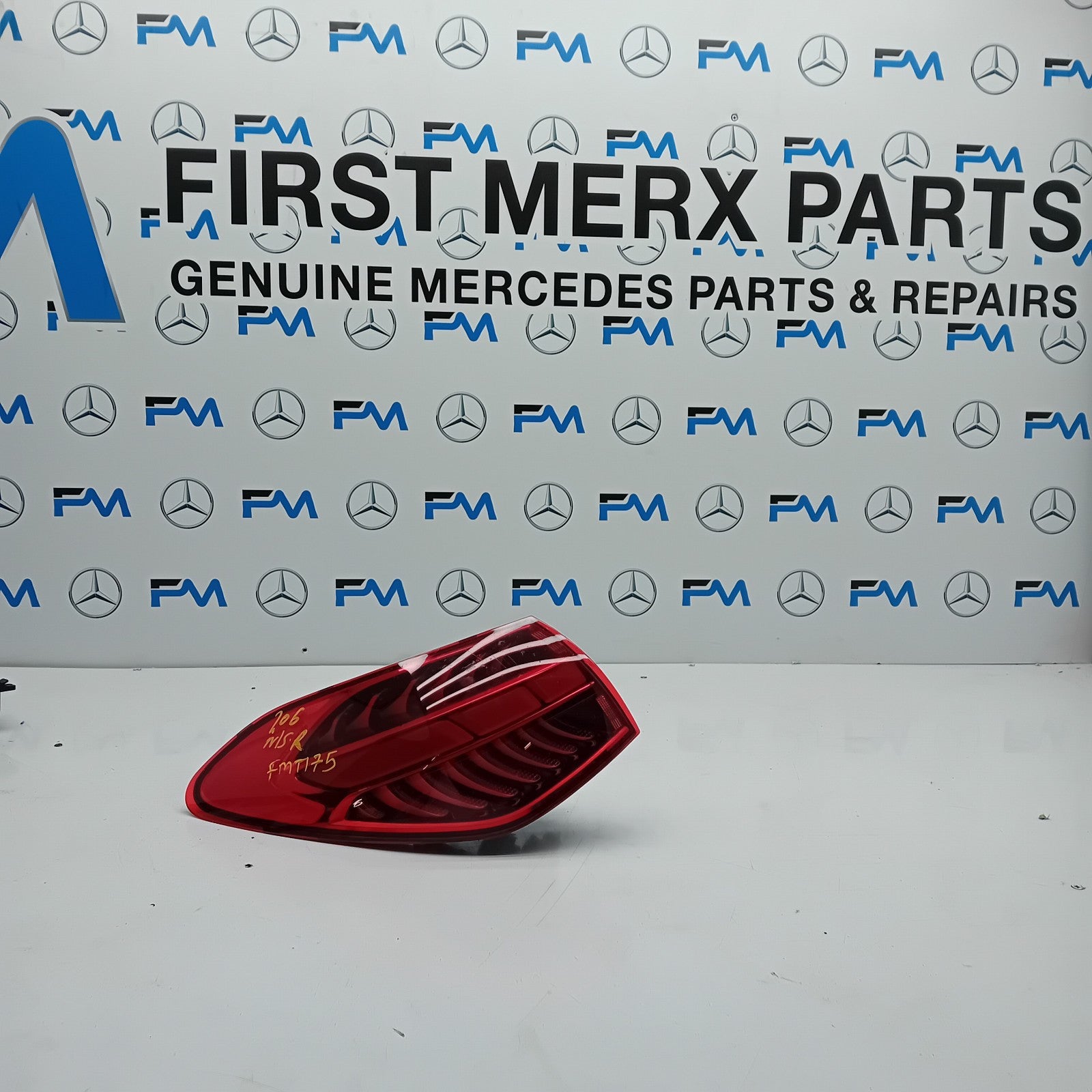 MERCEDES C-CLASS W206 PASSENGER SIDE NS REAR TAIL LIGHT FMT175 A2069060301