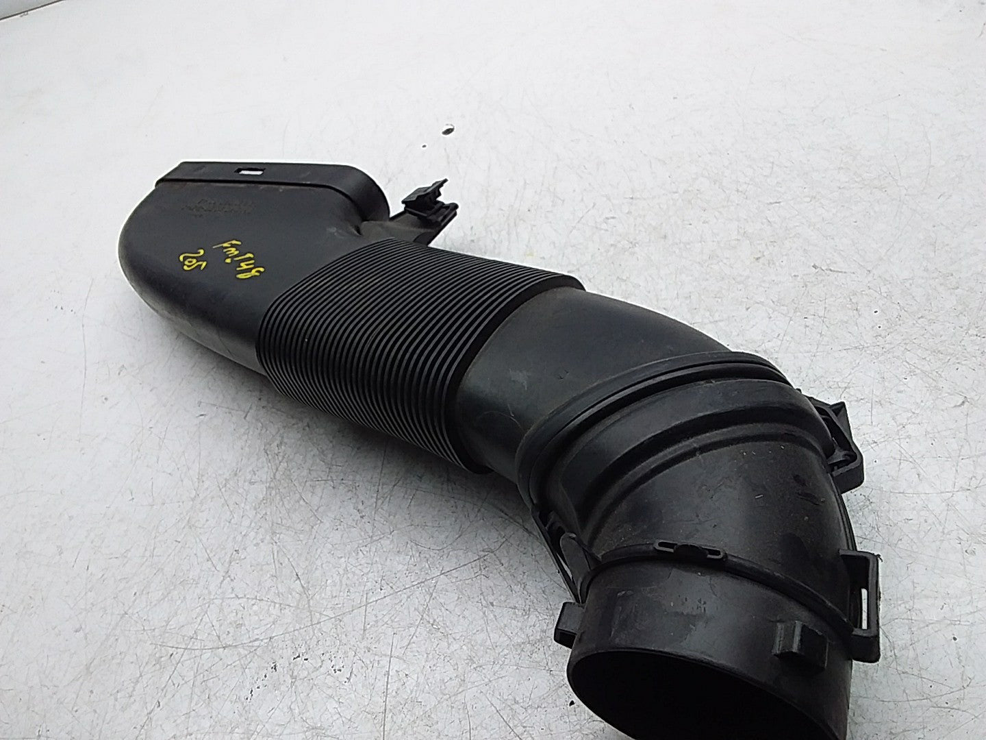 MERCEDES BENZ C-CLASS W205 AIR INTAKE TUBE A6510903242 FMI48
