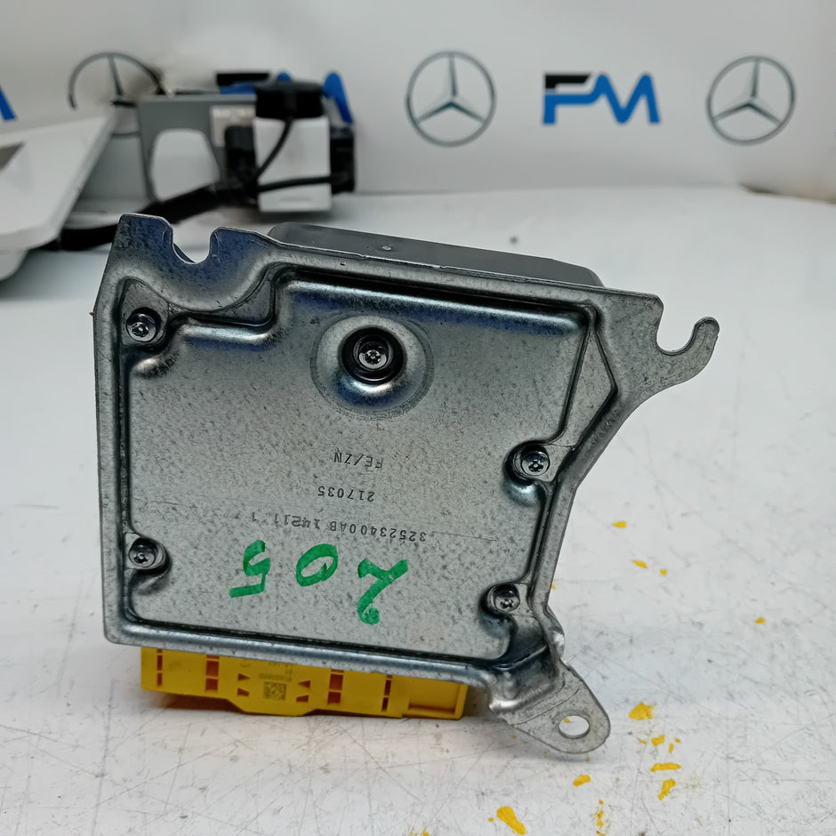 MERCEDES C-CLASS AIRBAG CONTROL MODULE W205 A2059001814 FM00830
