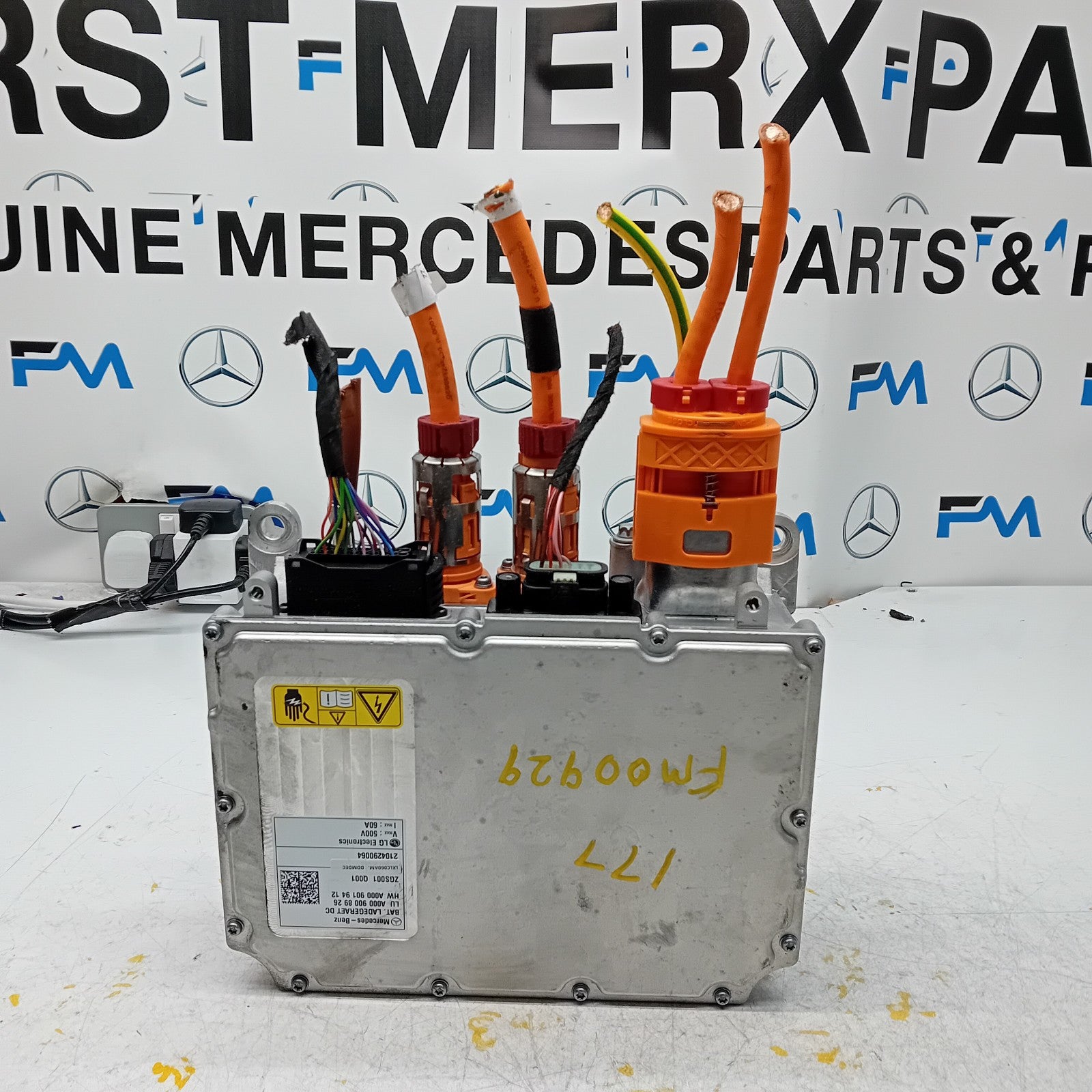 MERCEDES A CLASS W177 BATTERY CHARGER MODULE  A0009008926 A0009019412 FM00929