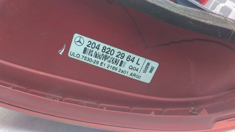 MERCEDES C-CLASS W204 PASSENGER SIDE NS REAR TAIL LIGHT A2048202964 2008 FMT105