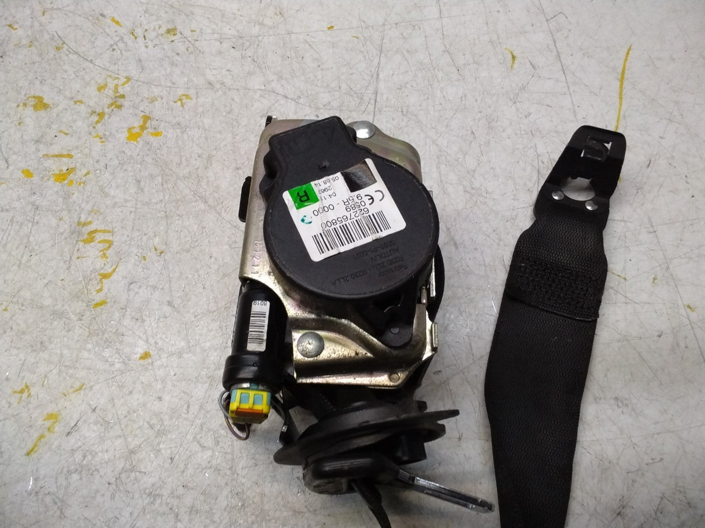 MERCEDES C-CLASS W205 SEAT BELT REAR RIGHT DRIVER SIDE A2058600285 FMS335 OSR