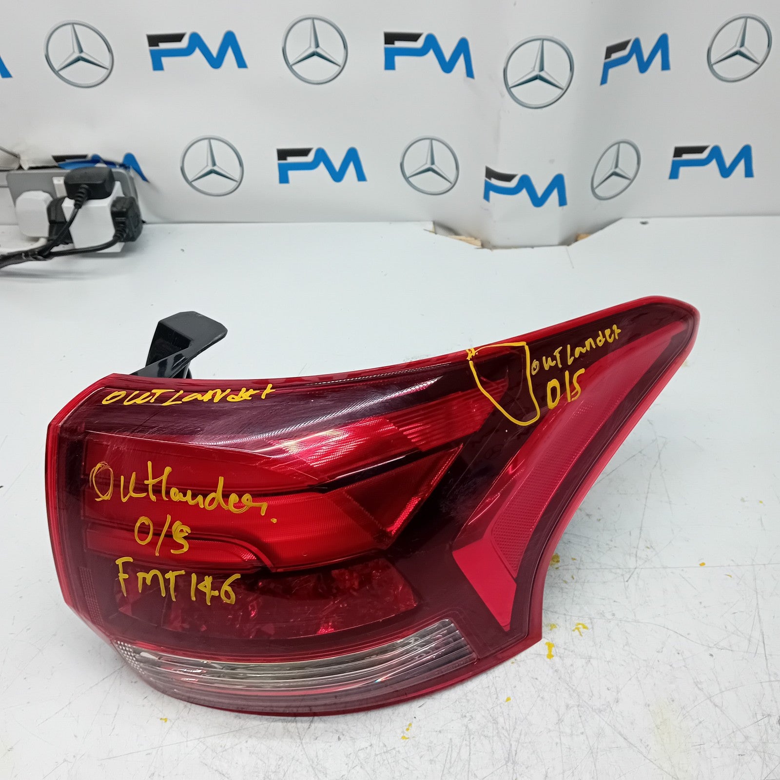 MITSUBISHI OUTLANDER MK3 2015-19 DRIVER SIDE OS OUTER REAR TAIL LIGHT FMT146