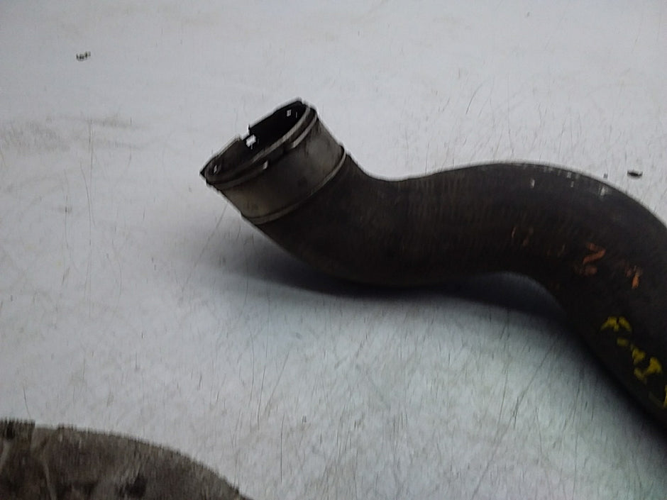 MERCEDES BENZ C-CLASS W204 AIR INTAKE TUBE A2045281482 FMI56