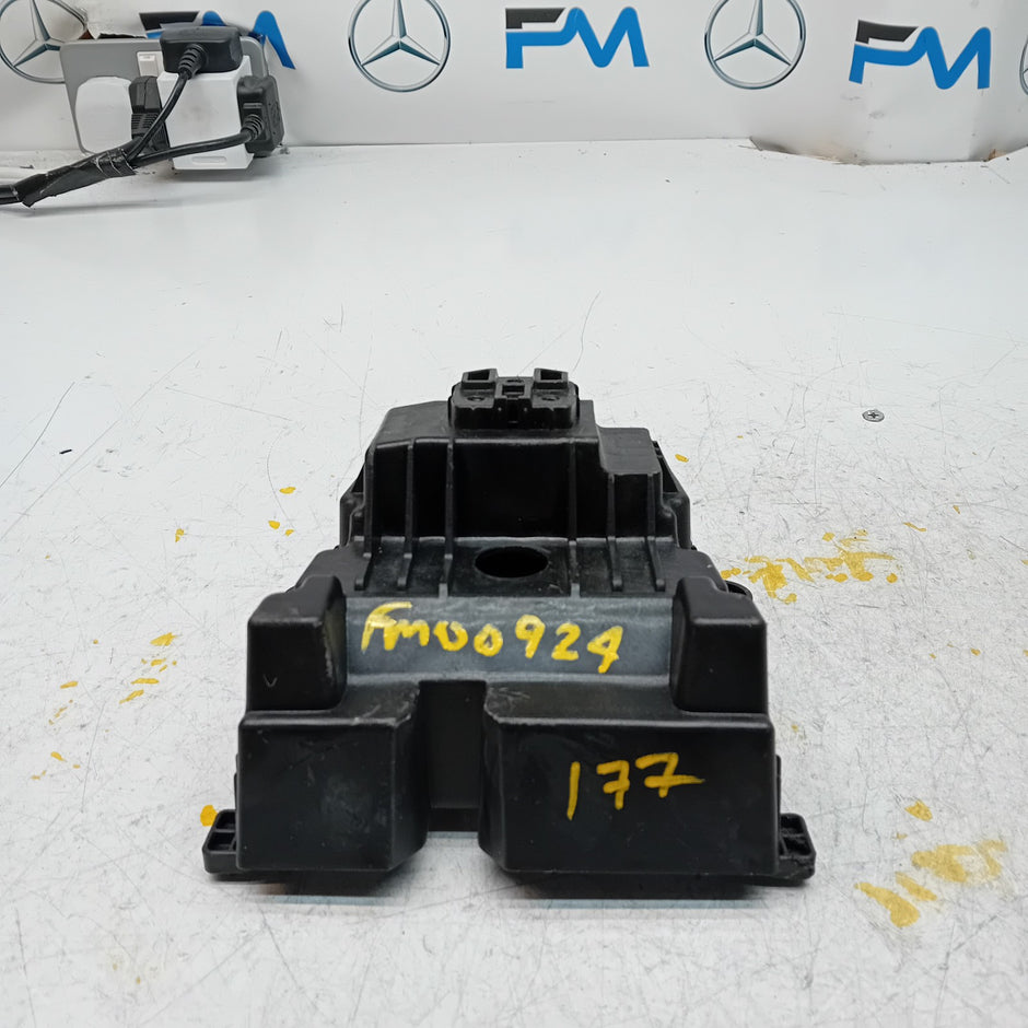 MERCEDES A CLASS W177 CENTRE CONSOLE GEAR SHIFT KNOB BRACKET A1776831400 FM00924