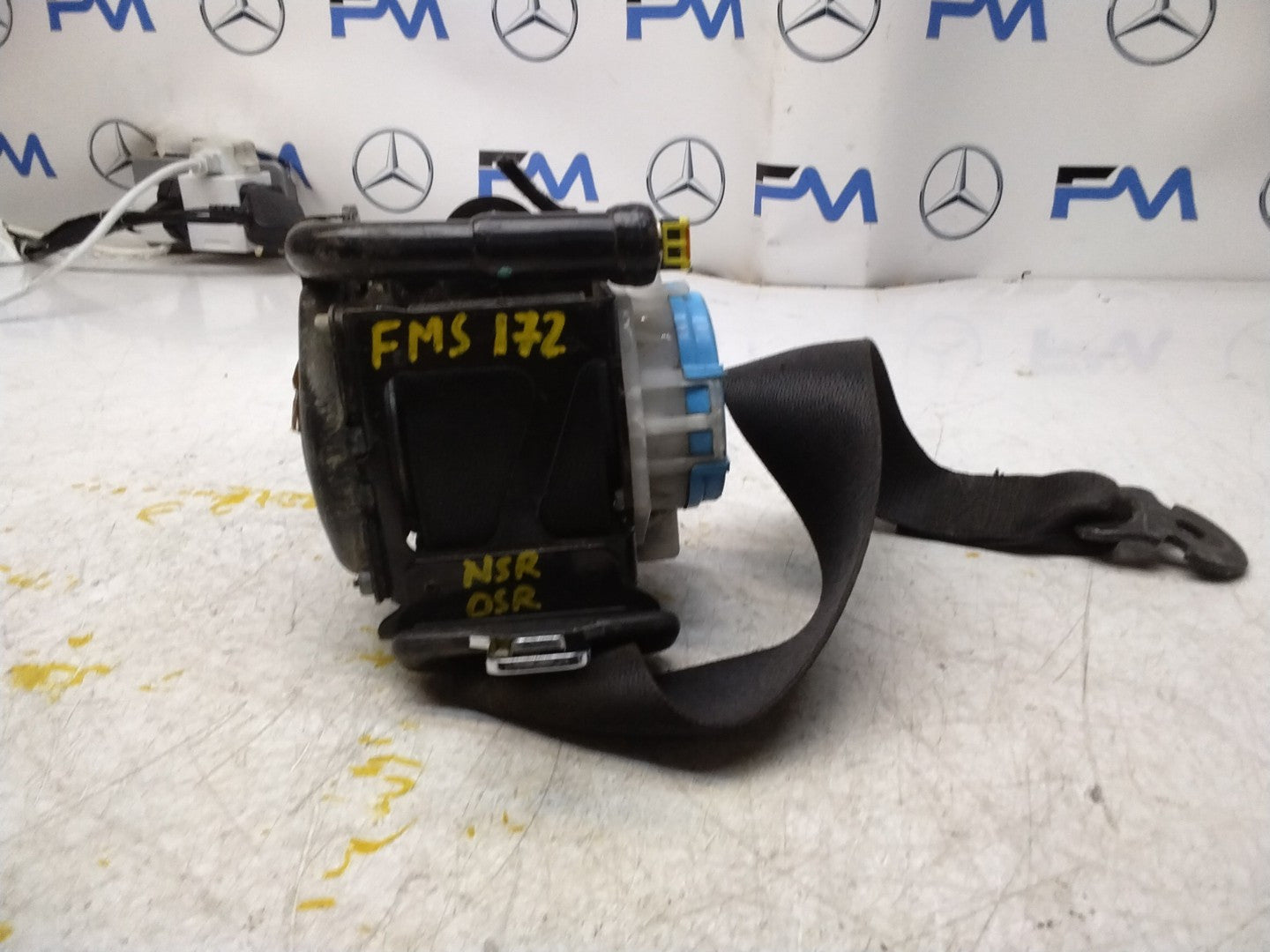 MERCEDES A CLASS W176 REAR L / R SIDE SEAT BELT A1768602385 FMS172 NSR OSR