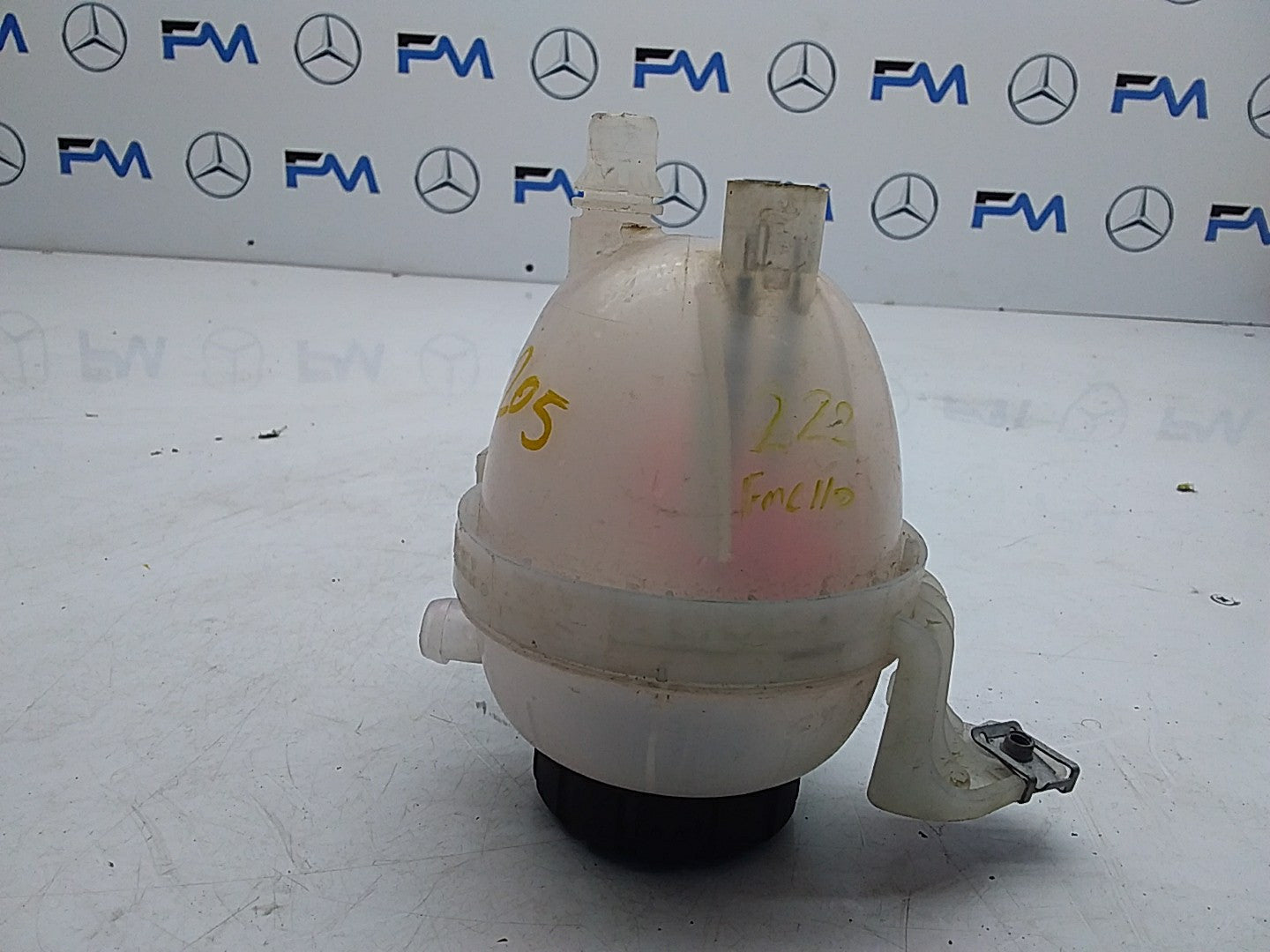 MERCEDES BENZ S-CLASS W222 COOLANT EXPANSION TANK 2014ONWARDS A2225000549 FMC110