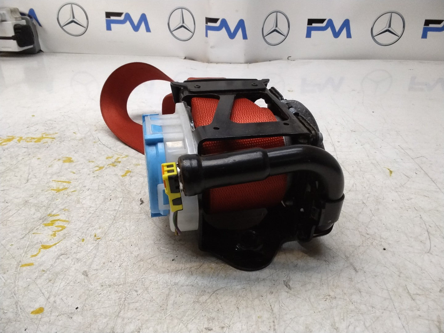 MERCEDES A CLASS W176 REAR L / R SIDE SEAT BELT A1768602385 FMS198 NSR OSR