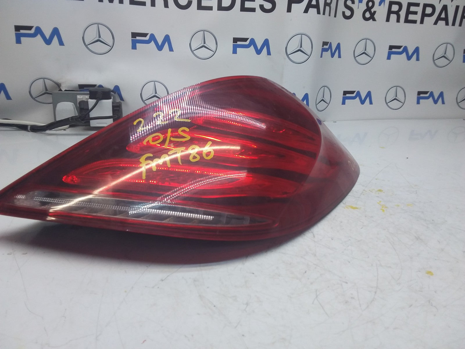 MERCEDES S-CLASS W222 REAR DRIVER O/S TAIL LIGHT A2229065501 2016 FMT86