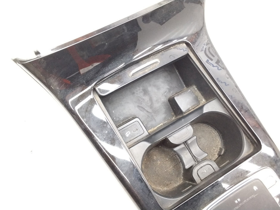  MERCEDES A-CLASS W177 CENTRE  CONSOLE   A1776805701 FMK30