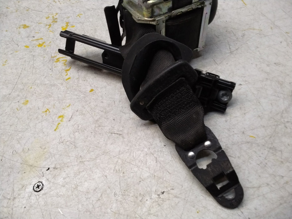 MERCEDES C-CLASS W205 SEAT BELT FRONT PASSENGER LEFT SIDE A2058600185 FMS331 NSF