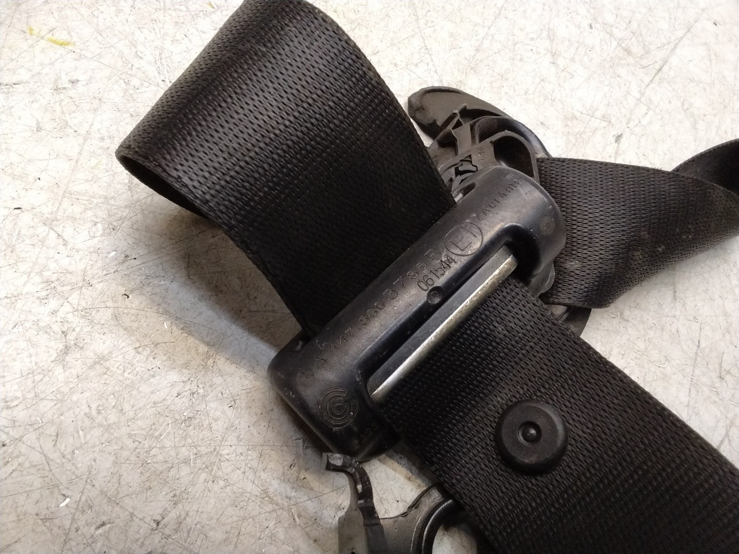 MERCEDES MERCEDES V-CLASS W447 FRONT SEAT BELT RIGHT SIDE A4478603785 FMS666 OSF