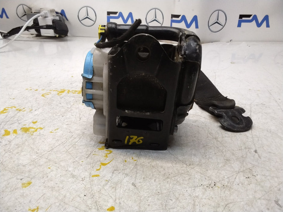 MERCEDES A CLASS W176 REAR L / R SIDE SEAT BELT A1768602385 FMS172 NSR OSR