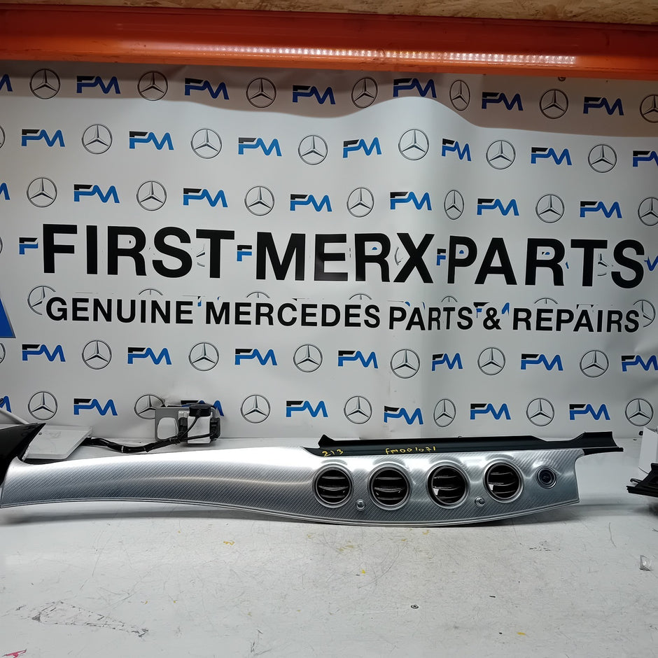 MERCEDES E CLASS W213  DASHBOARD TRIM PANEL + 4 AIR VENT  A2136809304 FM001071