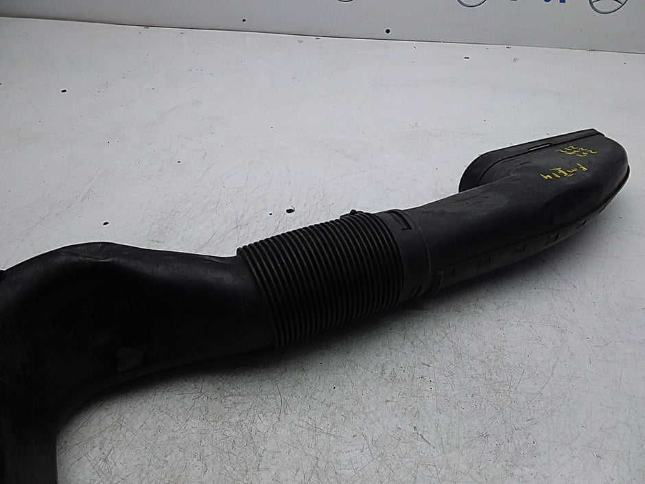 MERCEDES BENZ E-CLASS W212 AIR INTAKE TUBE A6510903437 FMI14