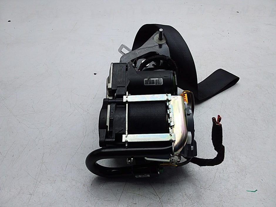 MERCEDES E-CLASS W238 SEAT BELT FRONT RIGHT DRIVER SIDE A2388602900 FMS249 OSF