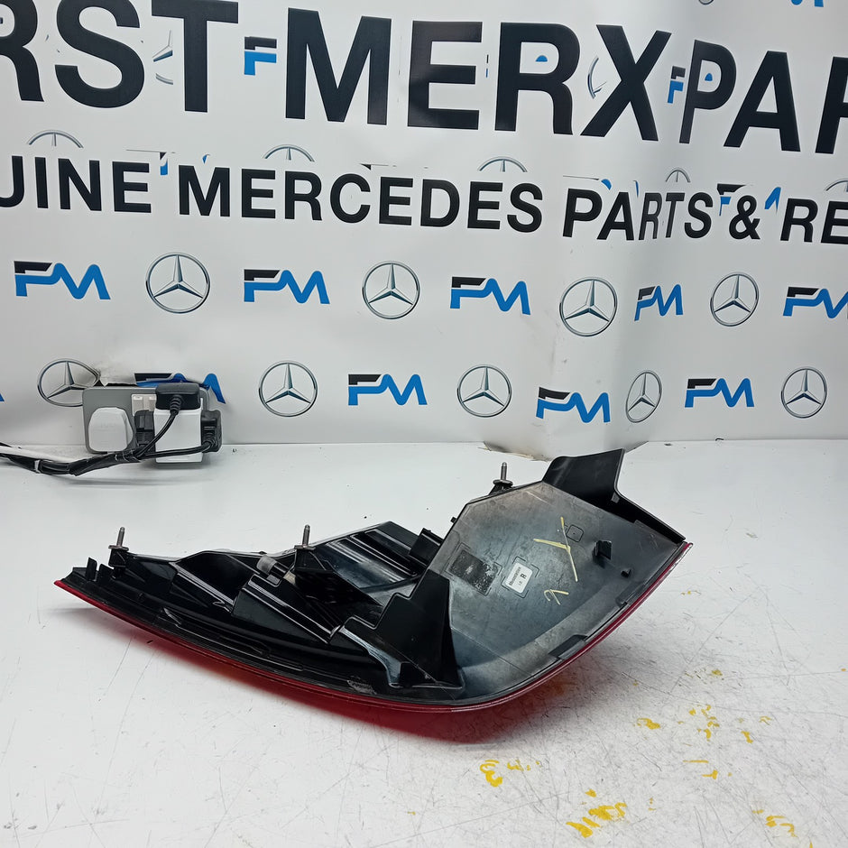 MERCEDES CLA W118 DRIVER SIDE OS REAR TAIL LIGHT FMT186 2019 ONWARDS 