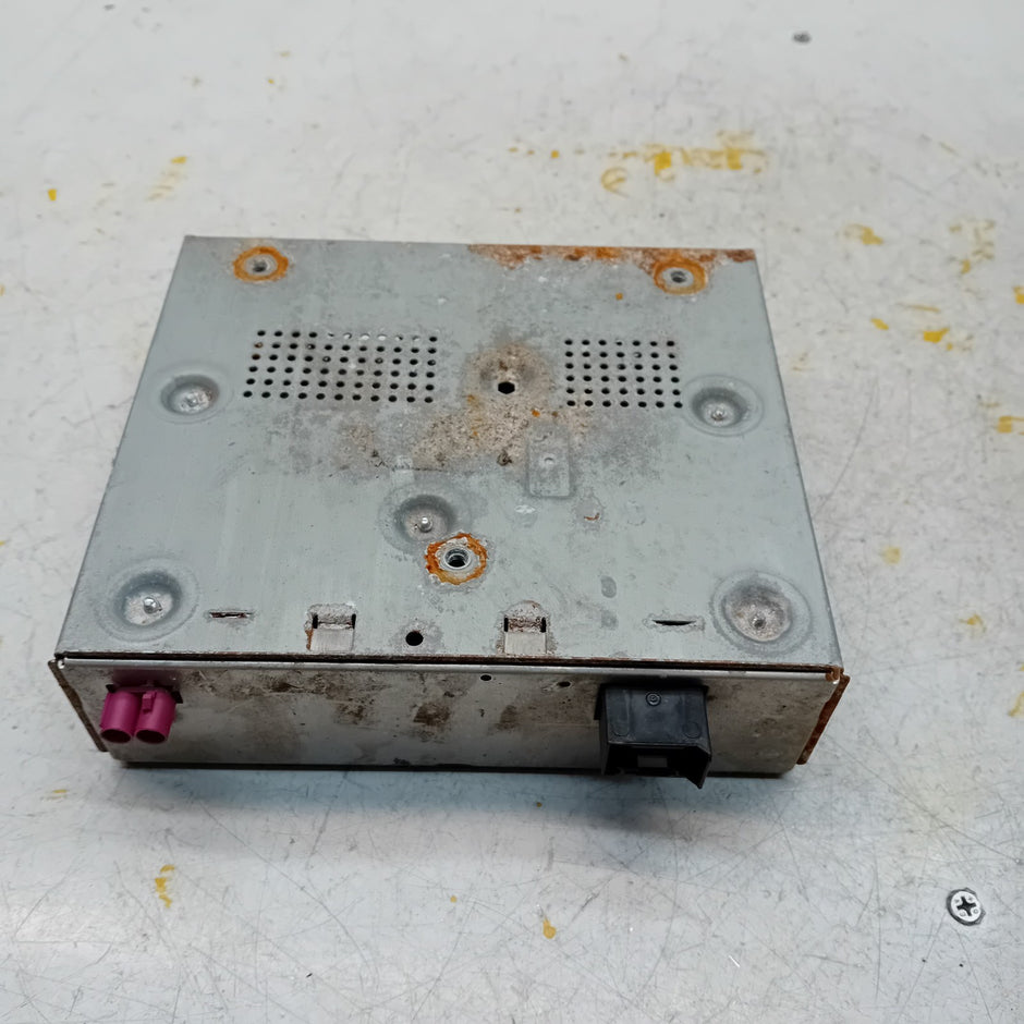 Mercedes GLC E S Class Radio Tuner Box W253 W222 W213 14-21 A2229009211 FM00900