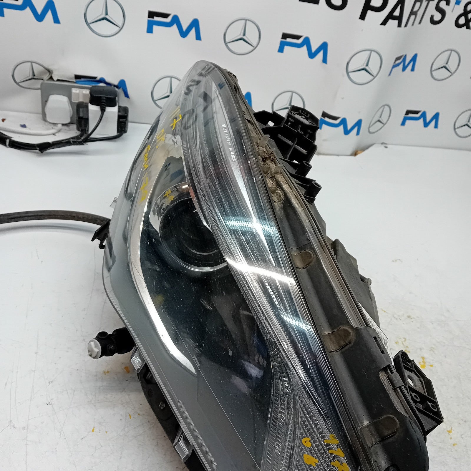 MERCEDES CLA-CLASS HEADLIGHT DRIVER OS  RIGHT A1179065400 2015 BI-XENON FMH179