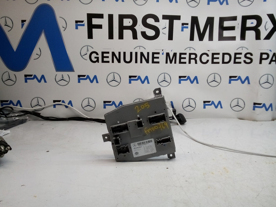 MERCEDES C-CLASS REAR SAM CONTROL MODULE W205 A2059003913 FM00769