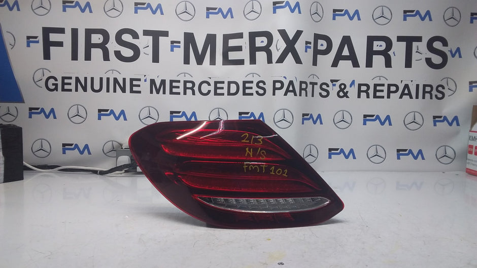 MERCEDES E-CLASS W213 PASSENGER SIDE NS REAR TAIL LIGHT 2016 FMT101