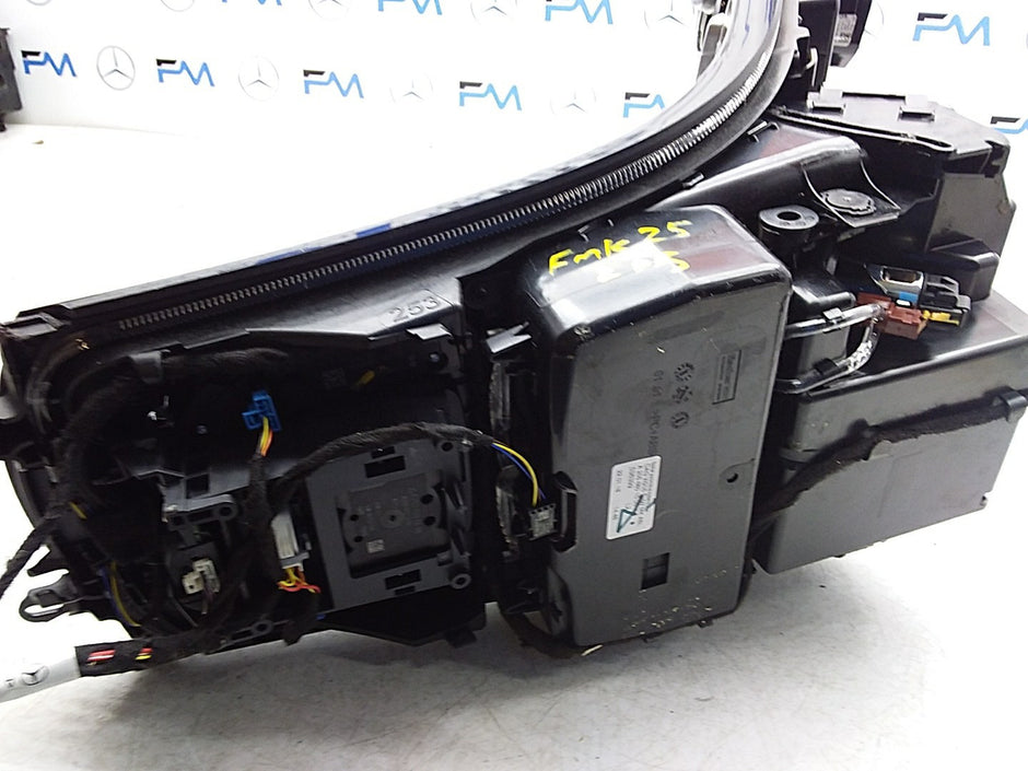 2016-2019 MERCEDES E CLASS W213 CENTRE  CONSOLE  A2055402224 FMK25 (DAMAGED)