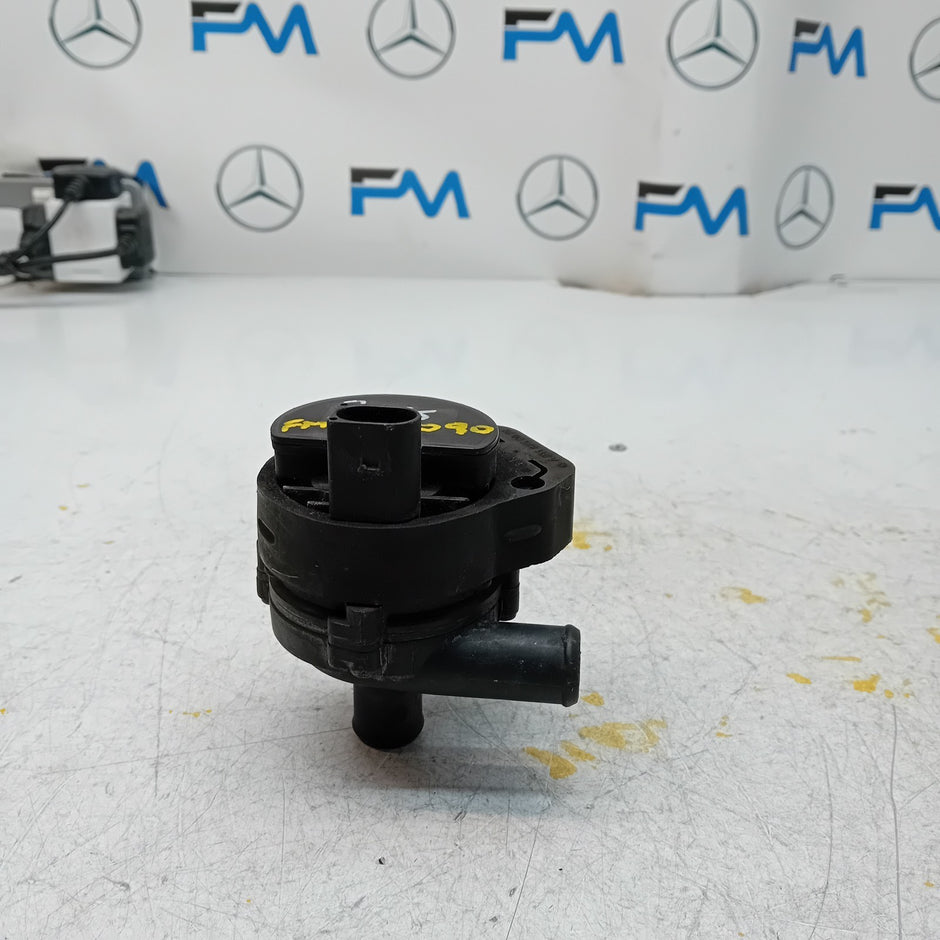 Mercedes C E-CLASS W211 ELECTRIC COOLANT WATER PUMP A2118350028 FM001090
