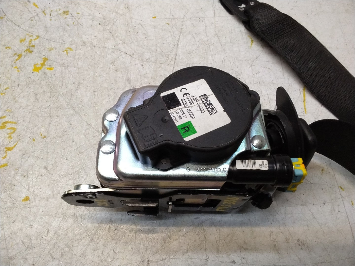 MERCEDES C-CLASS W205 SEAT BELT REAR RIGHT DRIVER SIDE A2058600285 FMS336 OSR