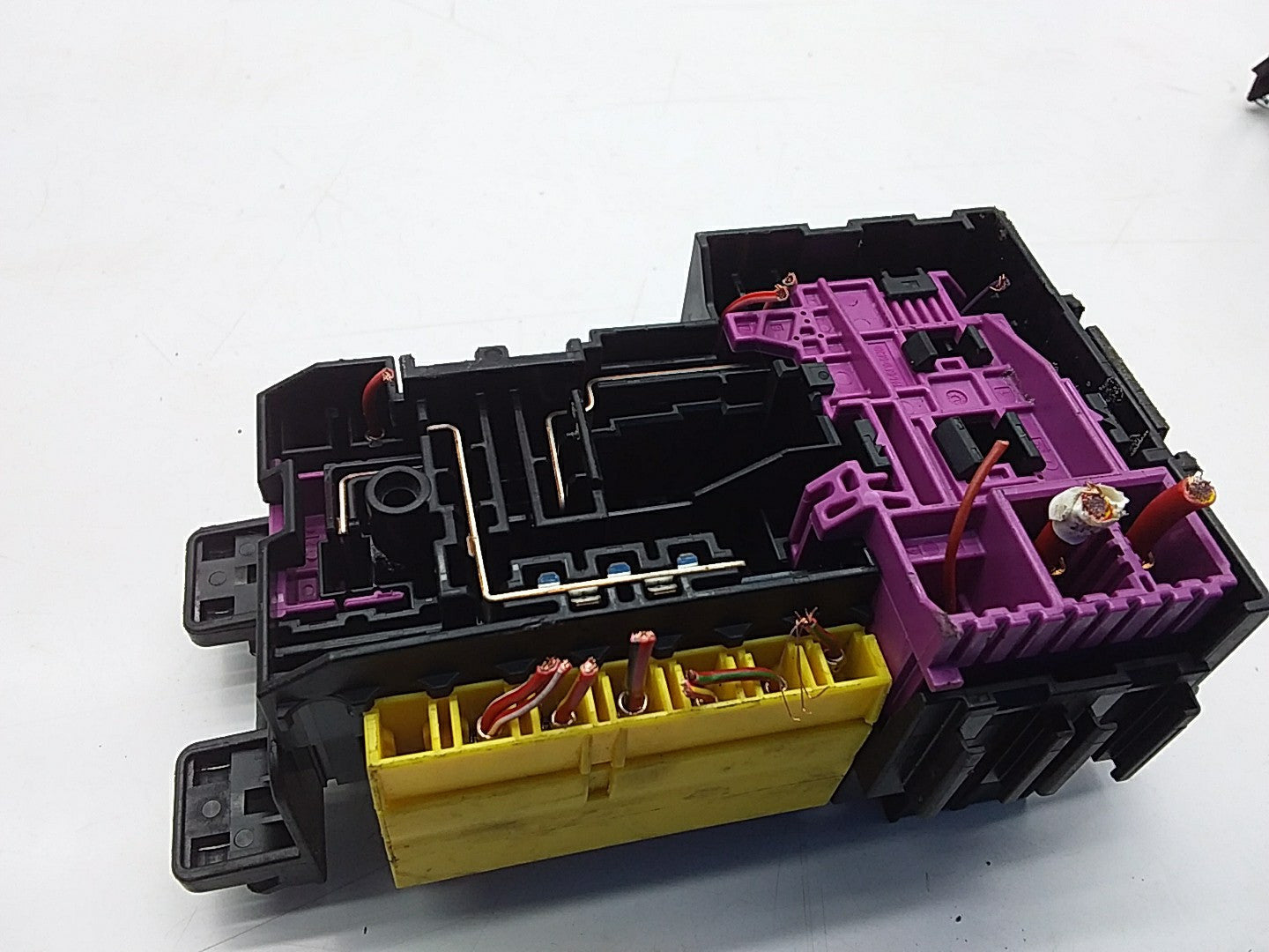 MERCEDES C CLASS FUSE RELAY BOX A2059067200 W205 2014 - 2021 FMF23