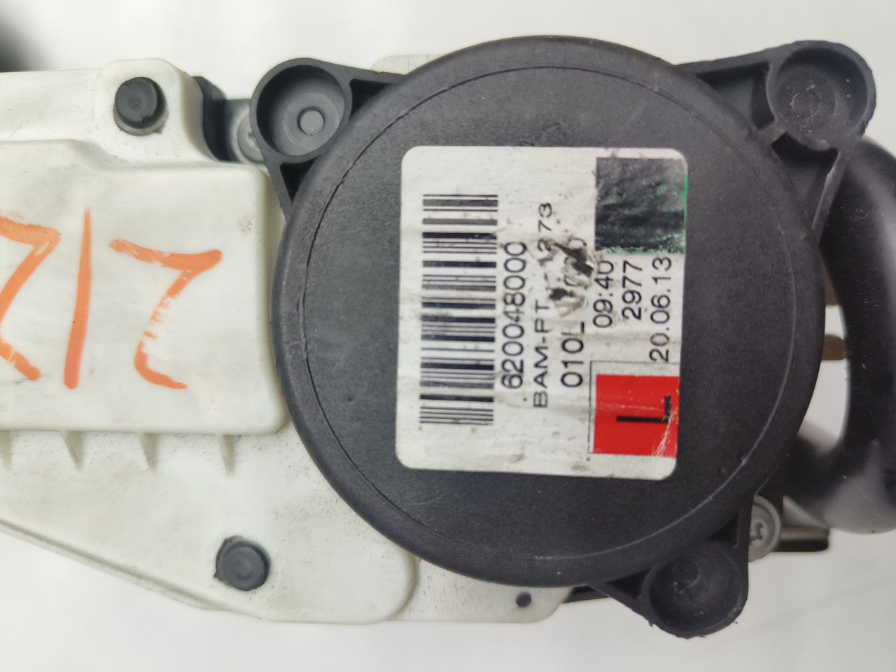 MERCEDES E CLASS W212  SEAT BELT FRONT LEFT PASSENGER SIDE A2128609185 FMS21 NSF