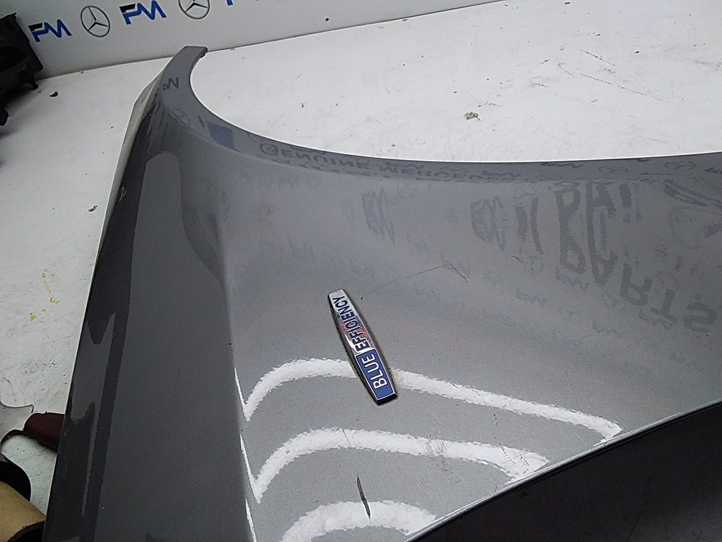 MERCEDES  E-CLASS W212 OS RIGHT DRIVER SIDE WINGS FMW26 A2128610201