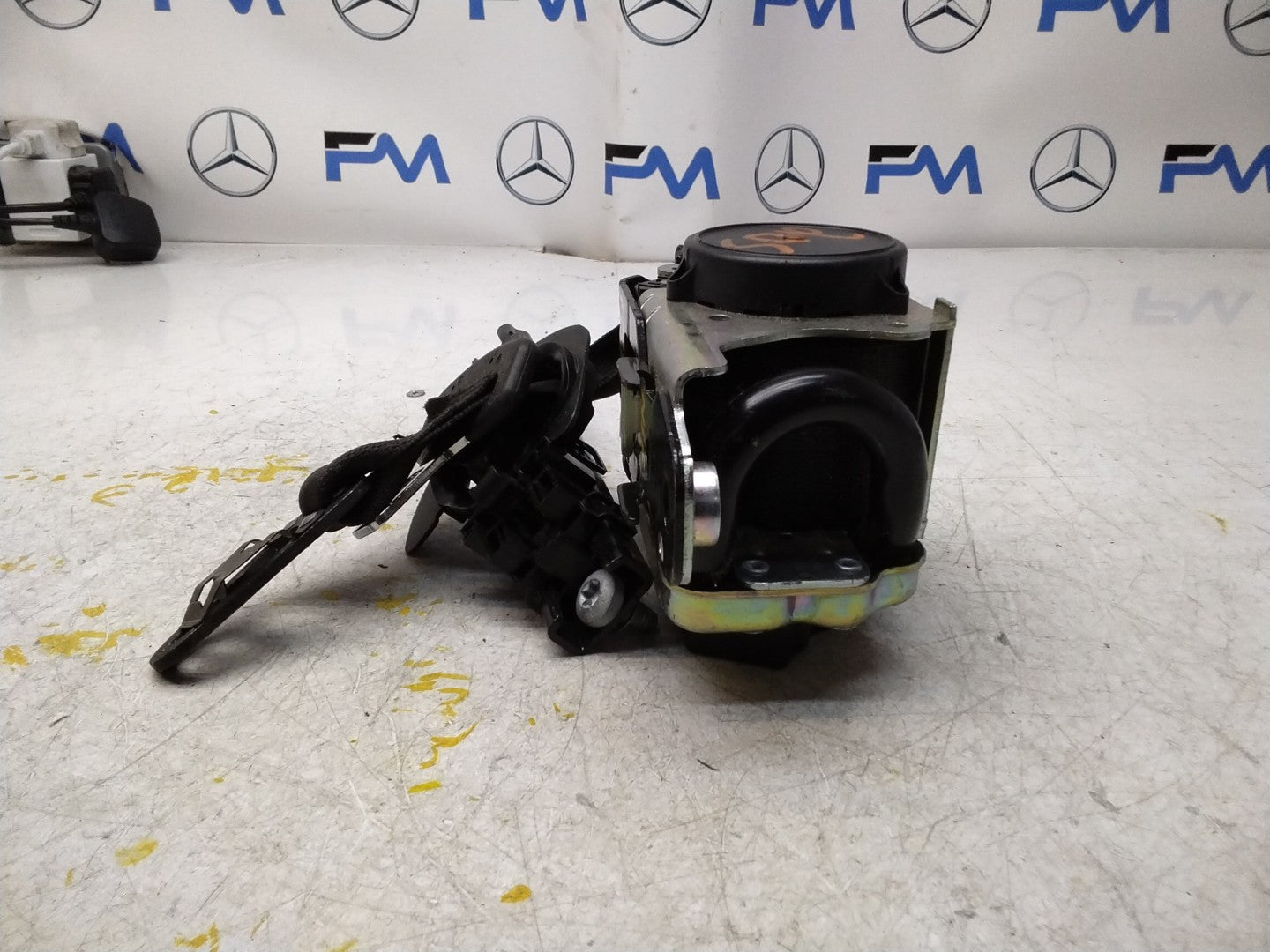 MERCEDES C-CLASS W205 SEAT BELT FRONT PASSENGER LEFT SIDE A2058600185 FMS331 NSF