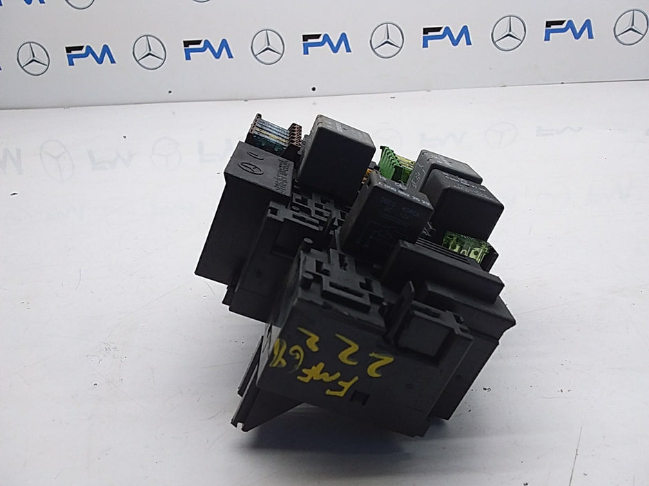MERCEDES BENZ S CLASS W222 FUSE BOX RELAY  A2229063701 FMF68