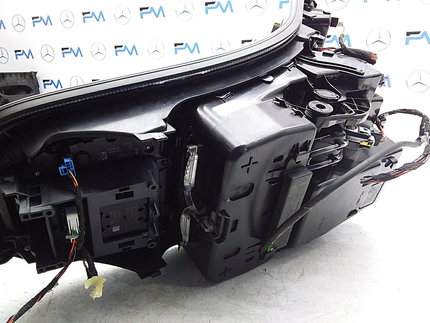 2016-2019 MERCEDES E CLASS W213 CENTRE  CONSOLE  A2135407421 FMK02