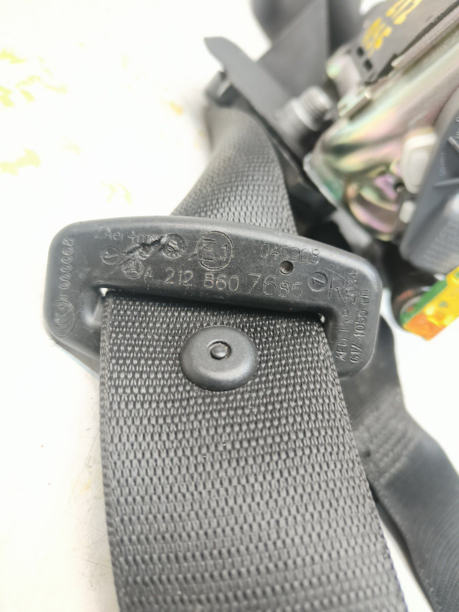 MERCEDES BENZ E-CLASS W212 DRIVER SIDE FRONT SEAT BELT A2128607685 OSF FMS41