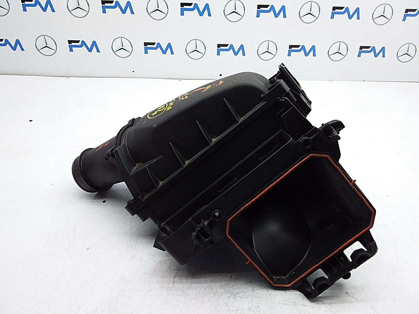 MERCEDES BENZ GLA W156 AIR FILTER CLEANER BOX 2.1 DIESEL A2700900601 FMA04