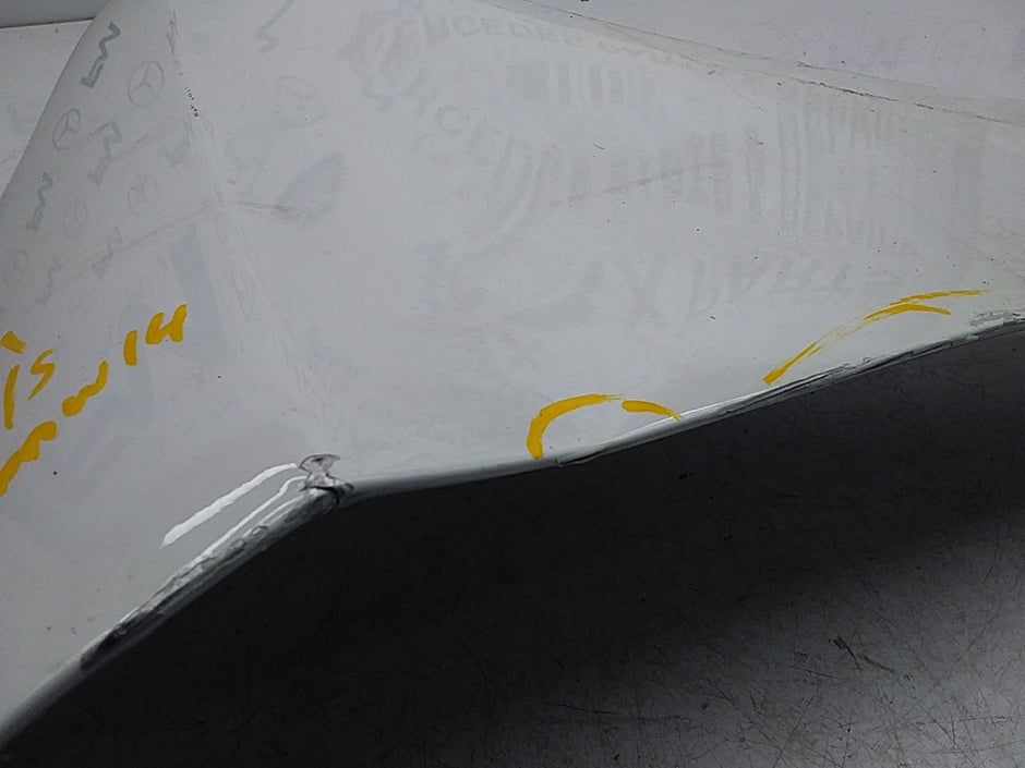 MERCEDES  BENZ CLA W117 OS RIGHT DRIVER SIDE WINGS  FMW14  A1178810201 (DAMAGED)