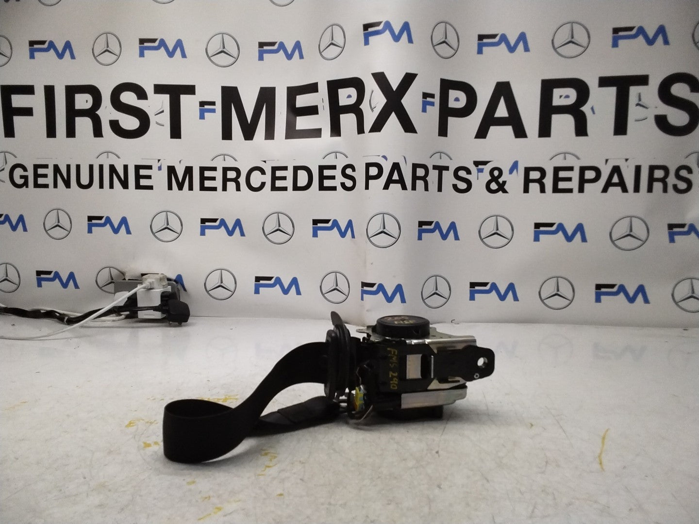 MERCEDES C-CLASS W205 SEAT BELT FRONT PASSENGER LEFT SIDE A2058600185 FMS290 NSF