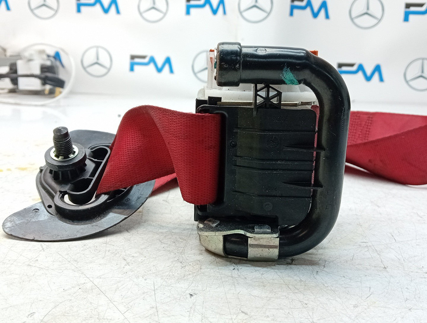 MERCEDES A-CLASS  FRONT RIGHT SEAT BELT WITH PRETENSIONER A1778600800 FMS82 OSF