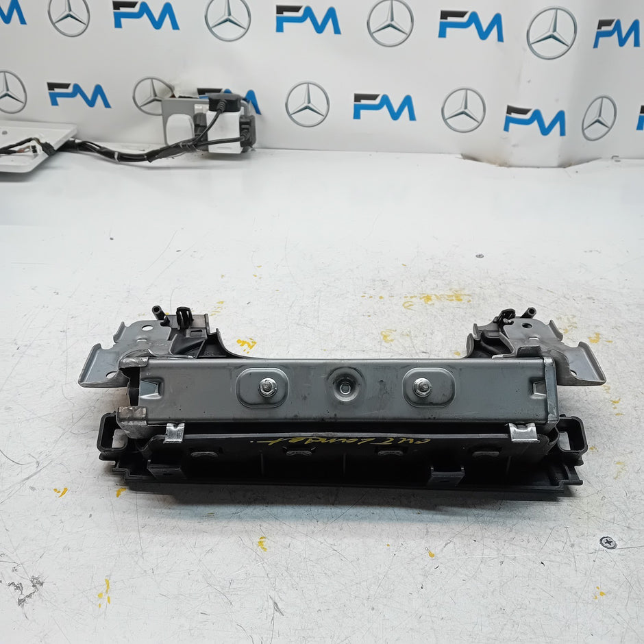 MITSUBISHI OUTLANDER MK3 KNEE AIR SRS BAG RIGHT DRIVER SIDE 7030A-31753 FM00986
