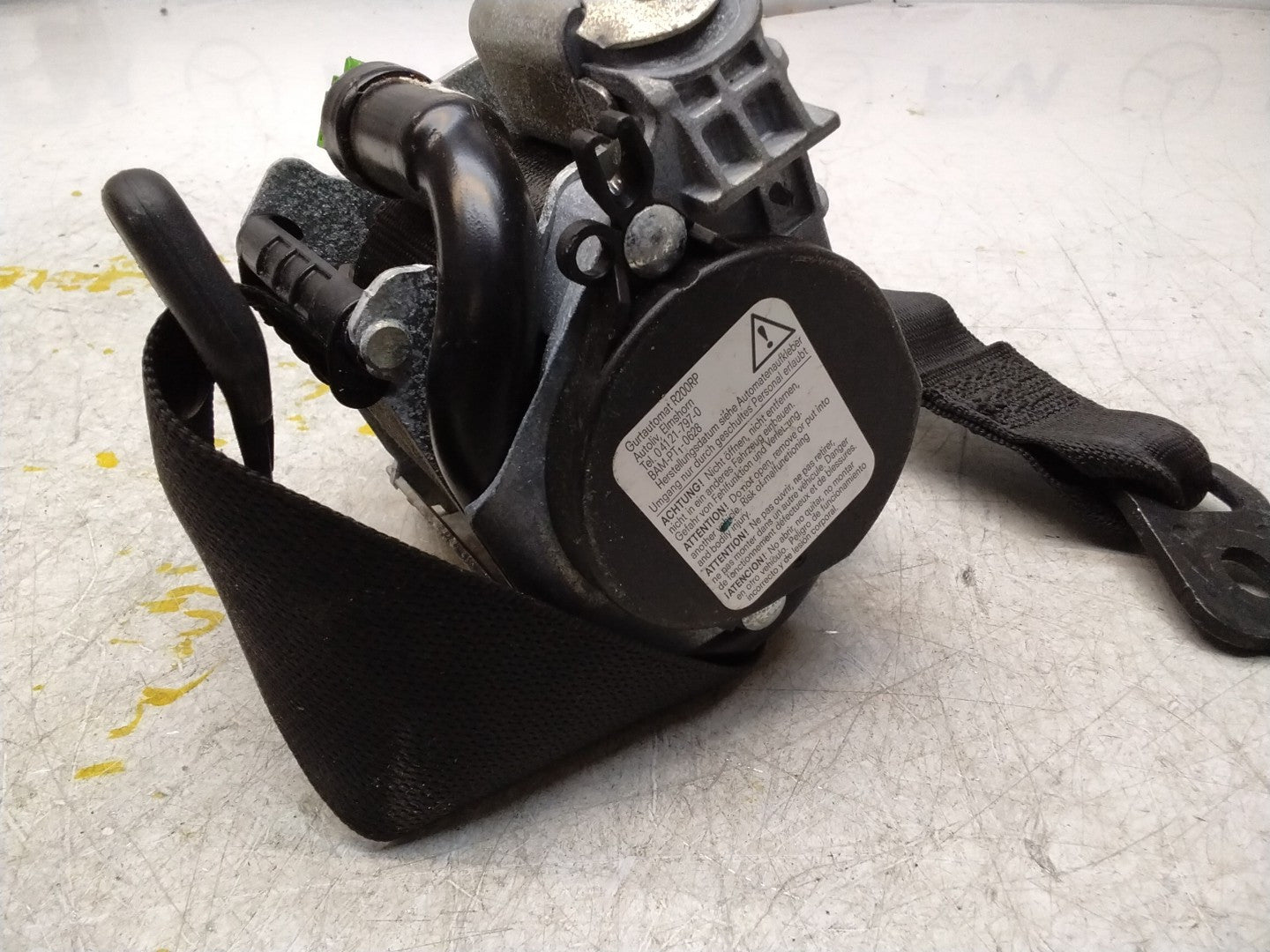 MERCEDES E CLASS SEAT BELT REAR RIGHT AND LEFT A2078602385 C207 FMS454 NSR OSR