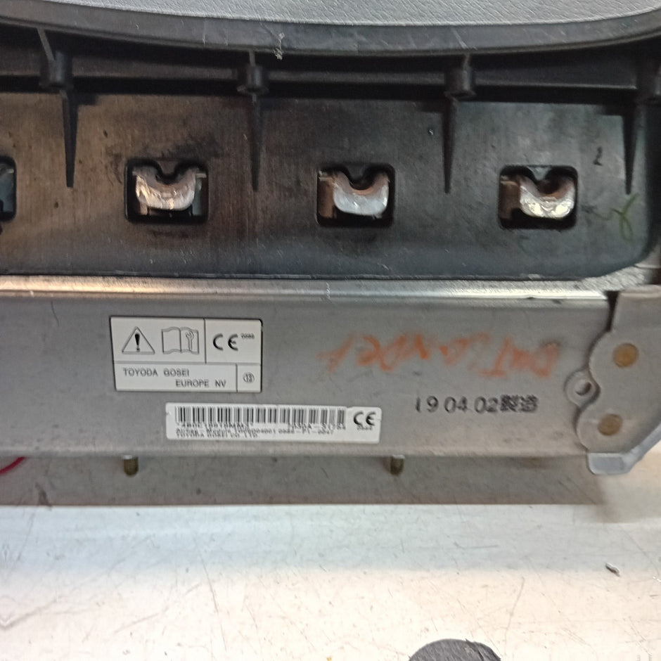 MITSUBISHI OUTLANDER MK3 KNEE AIR SRS BAG RIGHT DRIVER SIDE 7030A-31754 FM00989