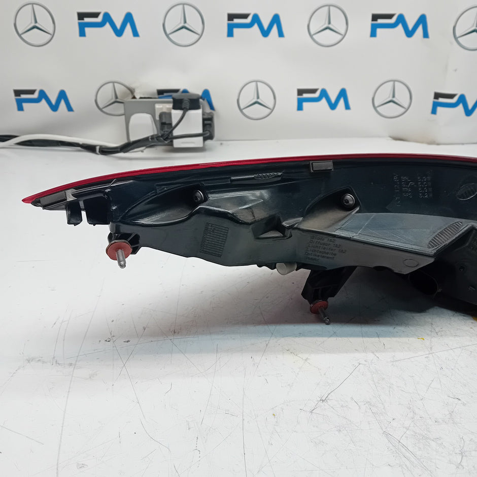MERCEDES CLA W118 DRIVER SIDE OS REAR TAIL LIGHT FMT186 2019 ONWARDS 